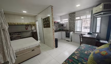 Lindo apartamento térreo à 100 metros da praia