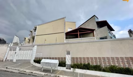 Sobrado em condomínio para vender 2 Suítes, Sacada, 1 Vaga, 65m² em Itaquera - São Paulo/SP.