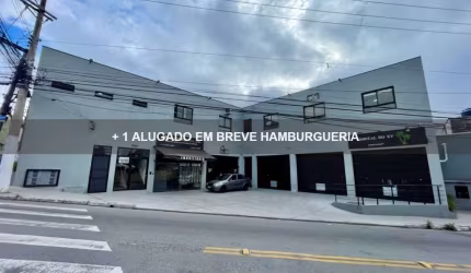 Salão comercial 23m², fino acabamento e porta de aço automática para alugar em Itaquera - São Paulo/SP.