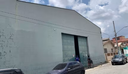 Galpão 550m² com trifásico, pé direito 7 mts para alugar na VILA CARRÃO