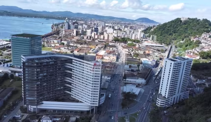 Sala comercial com 71,79 m² Em edifício em Valongo, Santos/SP