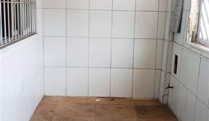 Casa Geminada de 02 dormitórios sendo 01 súite-Tupi-Praia Grande-Permuta por Kitnet próximo do mar