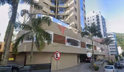 Apartamento a venda Com 3 Quartos sendo 02 suítes, 01escritório, 04 vagas de garagem