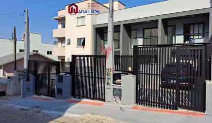 Sobrados com 3 Dom e 3 banheiros à Venda, 105 m² por R$ 439.889,01