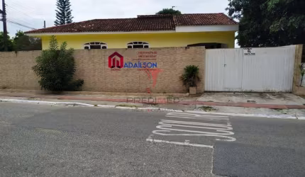 CASA A VENDA DE ESQUINA ÓTIMA LOCALIZAÇÃO NORTE DA ILHA FLORIANÓPOLIS - SC