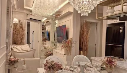 Apartamento a poucos metros do mar em Itapema