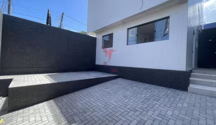Apartamento Térreo no Bessa – A 500m da Praia!