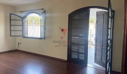Casa com 3 quartos à venda no Pedregulho, Guaratinguetá  por R$ 600.000