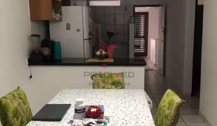 Apartamento de 3 Quartos no Bessa ,amplo em prédio com fachada reformada, perto de tudo