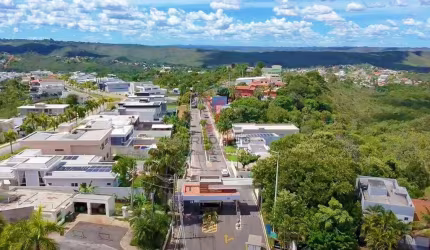 Oportunidade Única no Condomínio Belvedere Green! Seu Refúgio Exclusivo Aguarda!