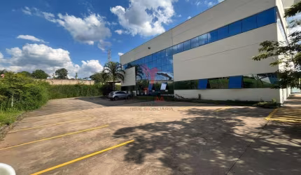 Vendo excelente Prédio COMERCIAL/INDUSTRIAL em condomínio fechado com total segurança 24 h
