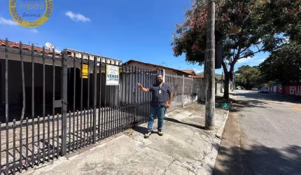 Oportunidade no Vista Verde: casa com 3 dormitórios (1 suíte), área gourmet e ótima localização em frente ao clube.