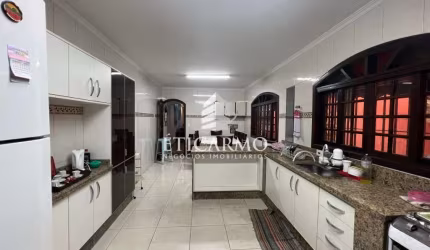 Casa com 3 quartos à venda na Eros, 214, Fazenda Aricanduva, São Paulo por R$ 850.000