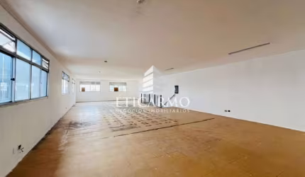 Sala comercial para alugar na Avenida Maria Luiza Americano, 2727, Cidade Líder, São Paulo por R$ 4.000