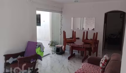 Casa com 2 quartos à venda na Rua Pirajá, 641, Água Rasa, São Paulo por R$ 430.000