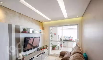 Apartamento com 3 quartos à venda na Rua Jaboticabal, 554, Água Rasa, São Paulo por R$ 1.300.000