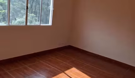 Apartamento com 2 quartos à venda na Rua Freguesia de Poiares, 178, Parque do Carmo, São Paulo por R$ 235.000
