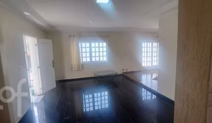 Casa com 3 quartos à venda na Rua Francisco Cioffi, 106, Água Rasa, São Paulo por R$ 901.000