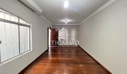 Casa com 4 quartos à venda na Rua Roberto de Almeida, 147, Jardim Nossa Senhora do Carmo, São Paulo por R$ 655.000