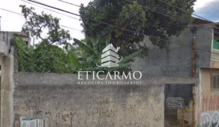 Casa com 2 quartos à venda na Rua Capitania de Itamaracá, 547, Vila Carmosina, São Paulo por R$ 650.000