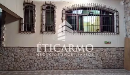 Casa com 3 quartos à venda na Rua Doutor Paulo Queiroz, 436, Jardim Nove de Julho, São Paulo por R$ 700.000