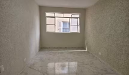 Apartamento para Locação em Santos, Embaré, 2 dormitórios, 1 banheiro, 1 vaga