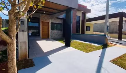 Casa com 3 dormitórios à venda, 115 m² por R$ 650.000,00 - Condomínio Residencia