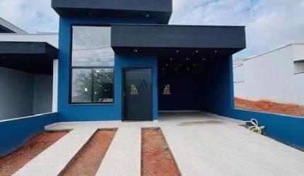 Casa com 3 dormitórios à venda, 105 m² por R$ 590.000,00 - Condomínio Villaggio