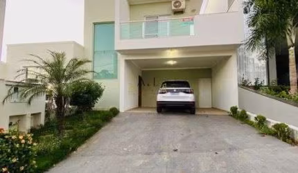 Sobrado com 3 dormitórios à venda, 176 m² por R$ 1,100,000 - Condomínio Villagio