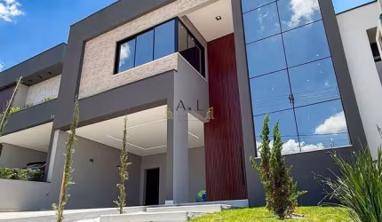 Sobrado com 3 dormitórios à venda, 290 m por R$2.450.000,00 - Condomínio Jardim