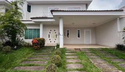 Sobrado com 3 dormitórios à venda, 250 m² por R$ 1.699.000,00 - Condomínio Lago