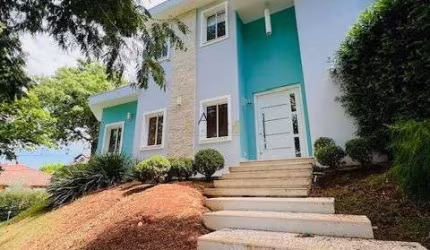 Sobrado com 4 dormitórios à venda, 463 m² por R$ 2.800.000,00 - Condomínio Campo