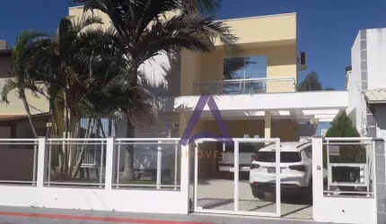 Casa com 4 dormitórios à venda, 321 m² por R$ 1.760.000 - Carianos - Florianópolis/SC