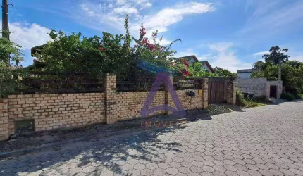 Casa com 3 dormitórios à venda, 200 m² por R$ 970.000,00 - Morro das Pedras - Florianópolis/SC