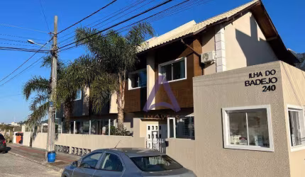 Casa com 2 dormitórios à venda, 67 m² por R$ 680.000,00 - Ribeirão da Ilha - Florianópolis/SC