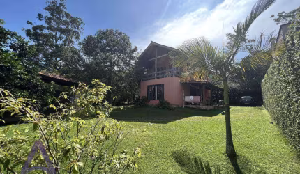 Casa com 3 dormitórios à venda, 196 m² por R$ 2.100.000,00 - Campeche - Florianópolis/SC