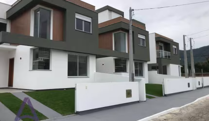 Casa com 3 dormitórios à venda, 122 m² por R$ 1.023.000,00 - Açores - Florianópolis/SC