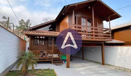 Casa com 2 dormitórios à venda, 120 m² por R$ 890.000,00 - Rio Tavares - Florianópolis/SC