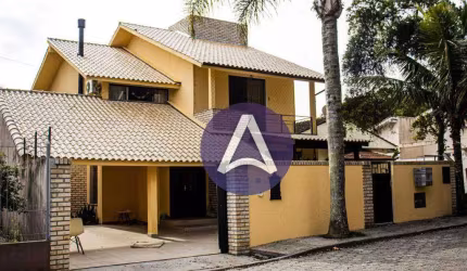 Casa com 6 dormitórios à venda, 228 m² por R$ 2.500.000,00 - Campeche - Florianópolis/SC