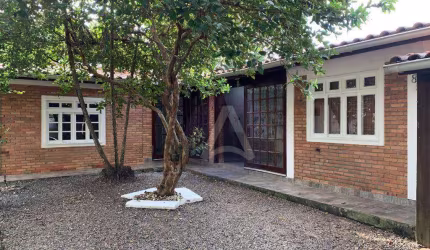 Casa com 2 dormitórios para alugar, 65 m² por R$ 4.710,00/mês - Campeche - Florianópolis/SC