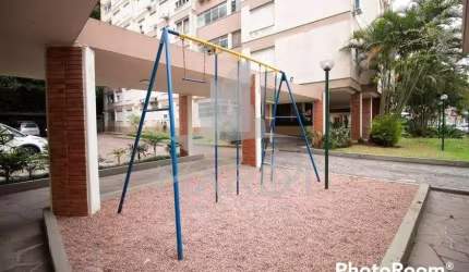 Apartamento com 2 quartos à venda na Avenida Guaíba, 3400, Vila Assunção, Porto Alegre por R$ 250.000