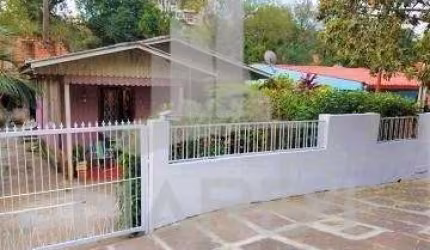 Terreno à venda na Rua Cangussu, 53, Nonoai, Porto Alegre por R$ 280.000