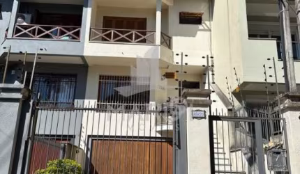 Casa com 3 quartos à venda na Rua Dona Paulina, 220, Tristeza, Porto Alegre por R$ 970.000