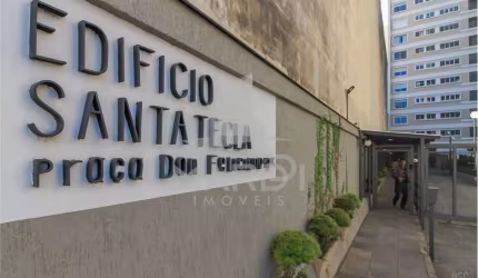 Apartamento com 4 quartos à venda na Praça Dom Feliciano, 126, Centro Histórico, Porto Alegre por R$ 1.007.000