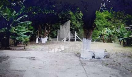Terreno à venda na Rua Dário Totta, 420, Nonoai, Porto Alegre por R$ 430.000
