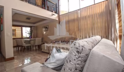 Casa com 3 quartos à venda na Travessa Miguel Pereira, 120, Medianeira, Porto Alegre por R$ 1.749.000