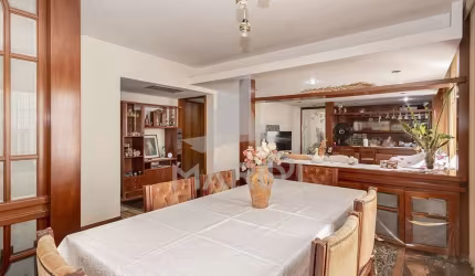Apartamento com 2 quartos à venda na Rua Eça de Queiroz, 786, Petrópolis, Porto Alegre por R$ 540.000