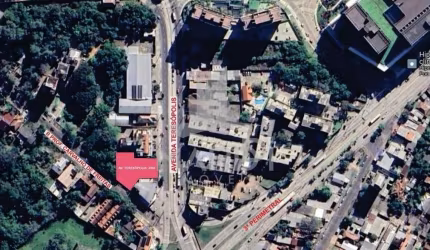 Terreno comercial à venda na Avenida Teresópolis, 2593, Teresópolis, Porto Alegre por R$ 2.450.000