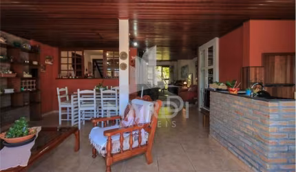 Casa em condomínio fechado com 3 quartos à venda na Rua Dea Coufal, 1450, Ipanema, Porto Alegre por R$ 799.000