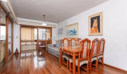 Apartamento com 3 quartos à venda na Rua Guadalupe, 90, Jardim Lindóia, Porto Alegre por R$ 670.000